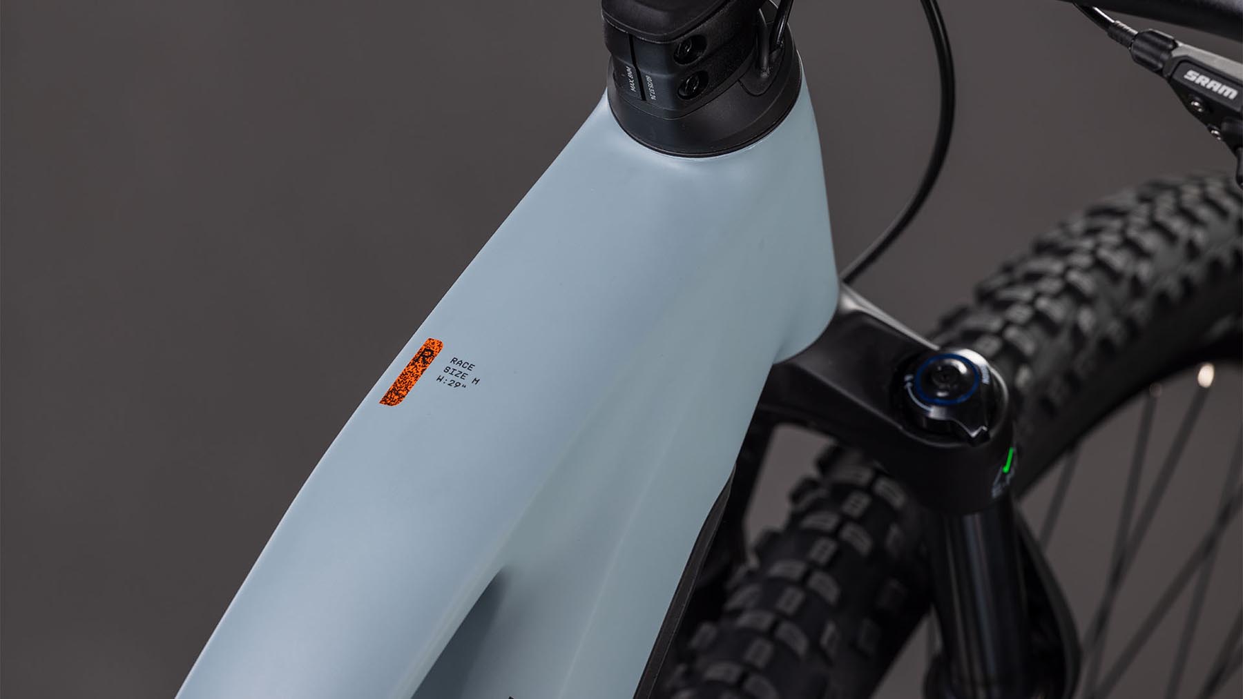 108401Z-Cube-Reaction-Hybrid-Race-800-vulcan-n-orange-2026-EBike-Hardtail-Mountainbike-Damen-01