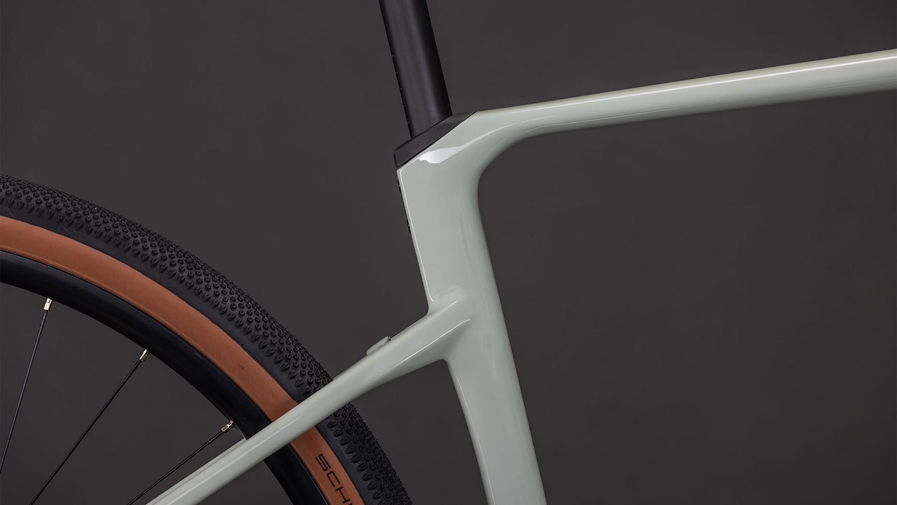 117200-Cube-Nuroad-Hybrid-C-62-Race-400X-reedbeige-n-black-2026-EBike-Gravel-Bike-04