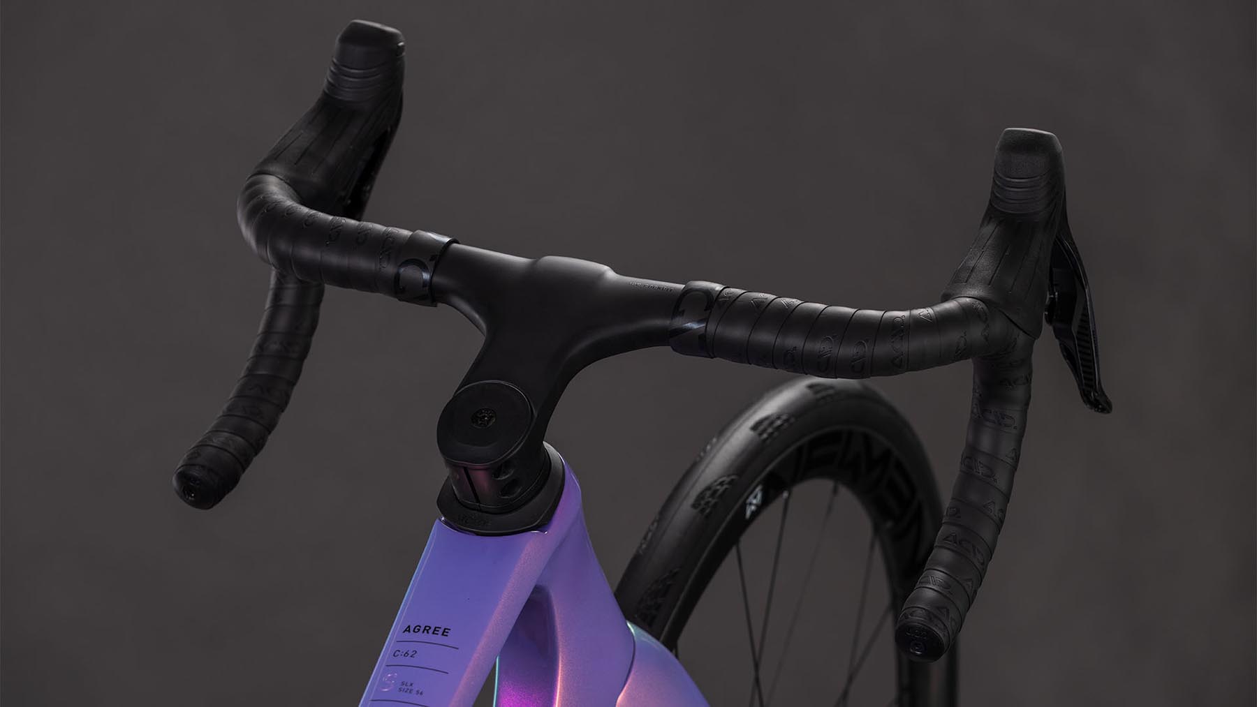 126410-Cube-Agree-C-62-SLX-cosmicpurple-n-black-2026-Carbon-Rennrad-03