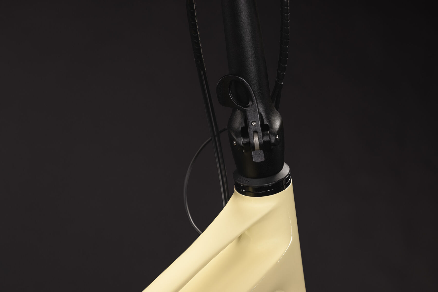 1120310-Cube-Fold-Hybrid-Deluxe-540-paleyellow-n-sage-2027-03